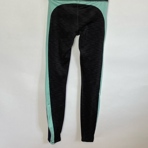 Under Armour Coldgear Fleece Lined Leggings Sz XS - Picture 7 of 10
